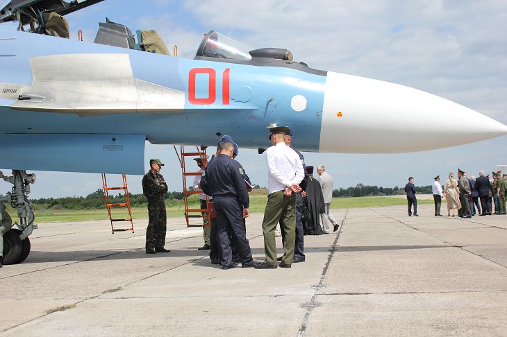 истребитель