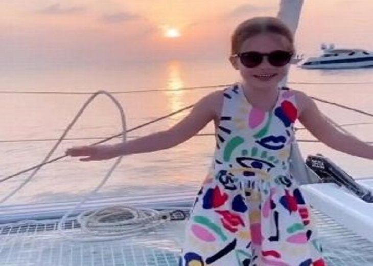 Копия Харламов: Асмус показала редкие кадры с подросшей дочкой