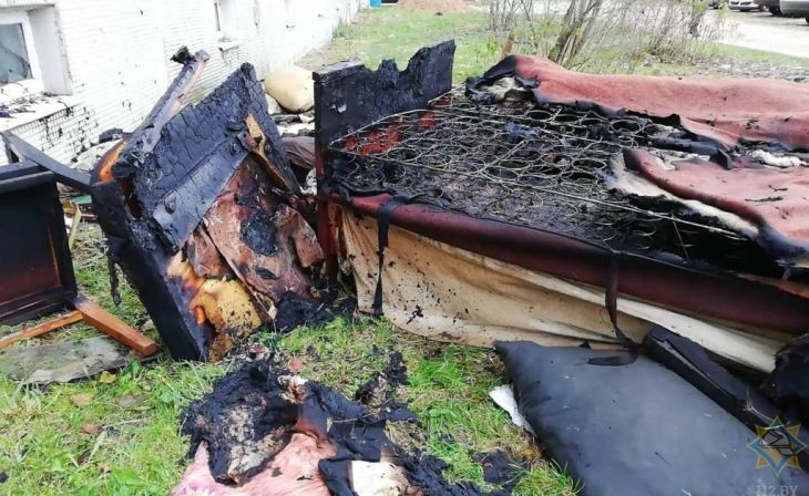 В Лепельском районе на пожаре погибли мужчина и его гостья