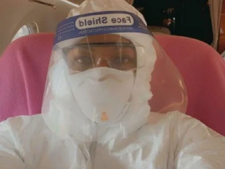 Супермодель Наоми Кэмпбелл показала, как защищается от COVID-19