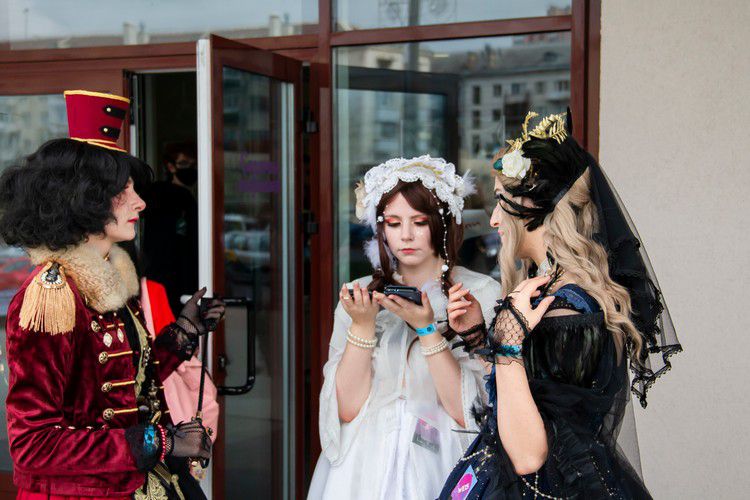 WE-15: Культуры Востока и Запада встретились в Минске