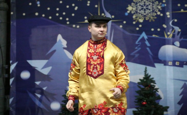 Новый год к нам идет. Посмотрите, как в Гомеле ёлку зажигали