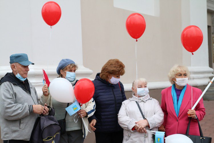 Из Минска в Гомель: прошел 400-километровый автопробег «За единую Беларусь!»