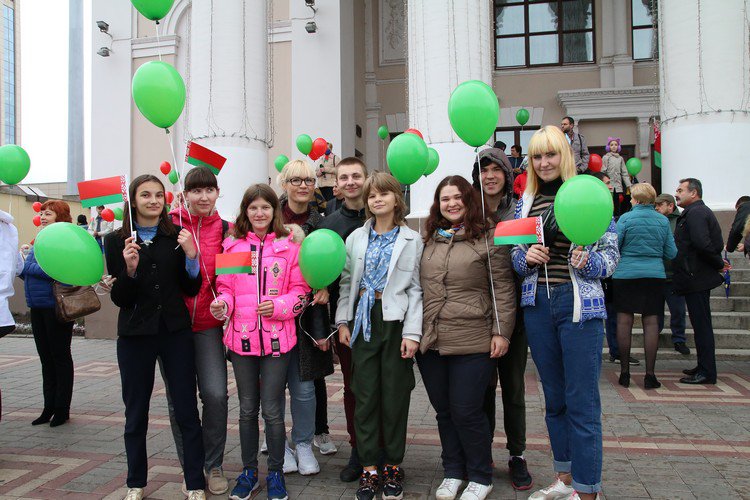 Из Минска в Гомель: прошел 400-километровый автопробег «За единую Беларусь!»