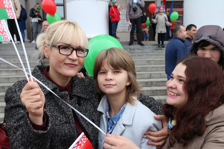 Из Минска в Гомель: прошел 400-километровый автопробег «За единую Беларусь!»