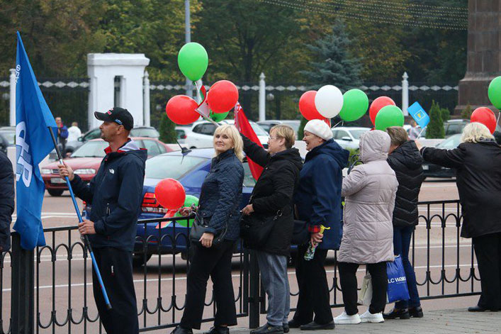 Из Минска в Гомель: прошел 400-километровый автопробег «За единую Беларусь!»
