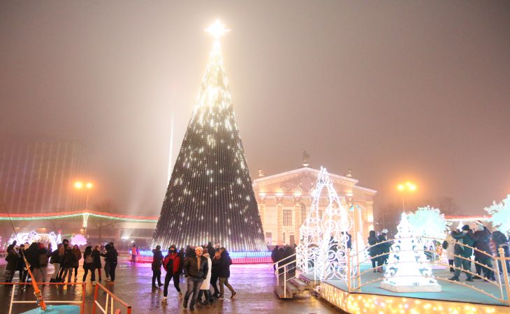 2021 год наконец пришёл. Посмотрели, как его встречали в Гомеле