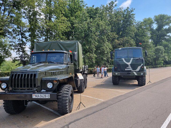 Как жители Минска отмечают День Независимости. Смотрим в фоторепортаже