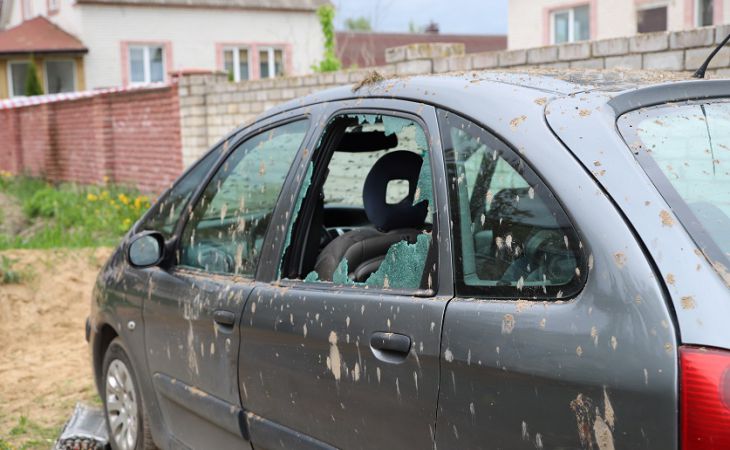 СК опубликовал страшные кадры с места крушения самолета в Барановичах