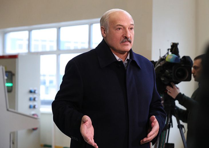 «Не надо кричать, что вы нас кормите». Лукашенко откровенно рассказал об отношениях с Россией
