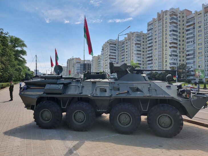 Как жители Минска отмечают День Независимости. Смотрим в фоторепортаже