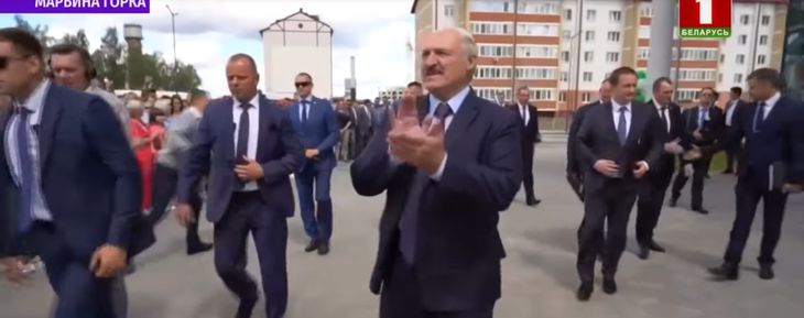 Посмотрите, как встречали Лукашенко в Марьиной Горке