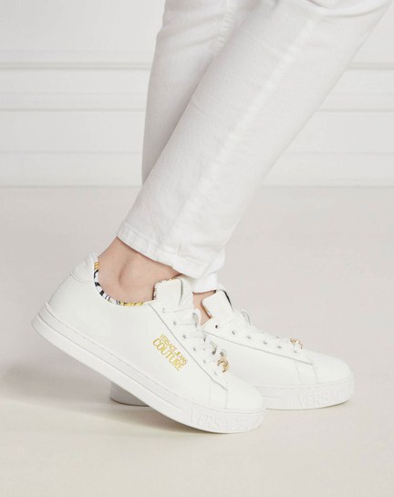 брендовые женские кроссовки