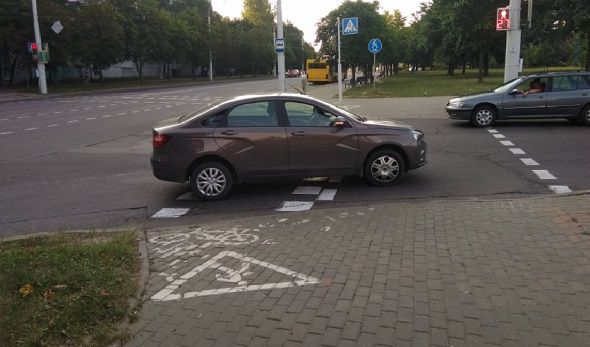 автомобиль