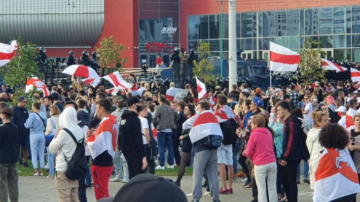 Смотрите, что сегодня происходит в Минске