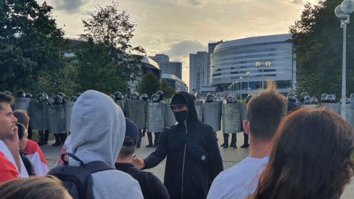 Смотрите, что сегодня происходит в Минске