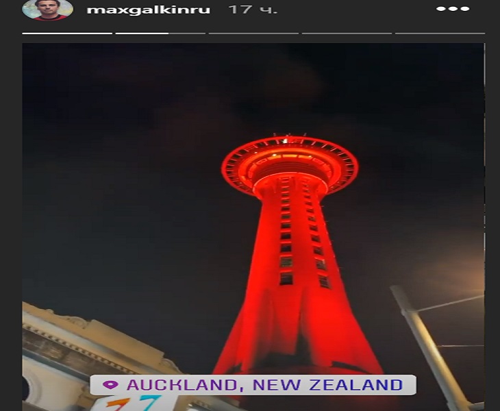 Без Пугачёвой: Галкин улетел из России на другой конец света