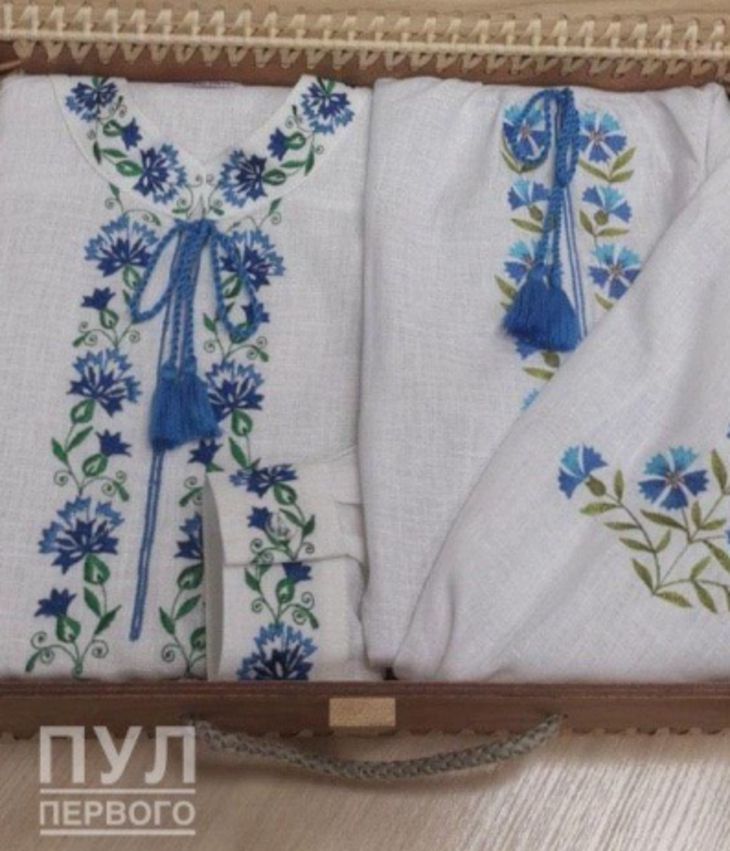 Ответочка Зеленскому: Лукашенко направил в Киев белорусские вышиванки