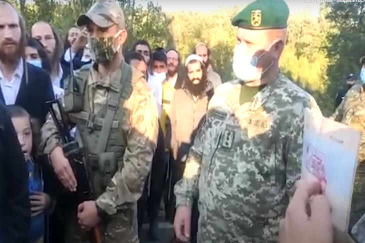 Украинские пограничники задержали паломника-хасида. Он решил идти в обход