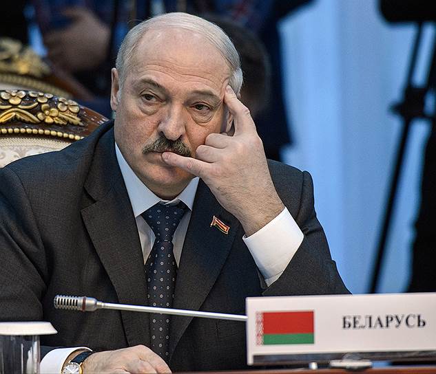 Фотофакт из Бишкека: каким Лукашенко не показывают в Беларуси