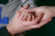 В Слониме мать не так кормила и ухаживала за новорожденным: возбуждено уголовное дело