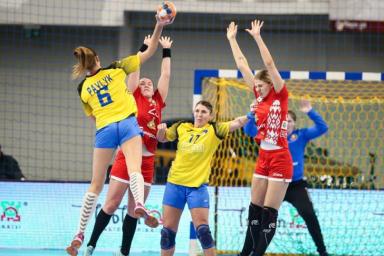 Гандболистки сборной Беларуси обыграли Украину на турнире в Польше
