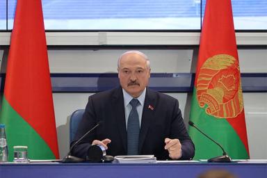 Лукашенко: спортсменам мозги в порядок надо приводить