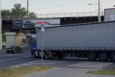«40-тонный грузовик двигался зигзагами»: В Баварии за рулем задержали сильно пьяного белоруса