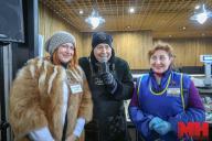 Александр Солодуха на Комаровке завлекал покупателей своими хитами