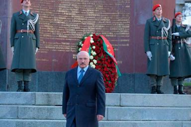 Лукашенко: мы двигаемся к референдуму по смертной казни