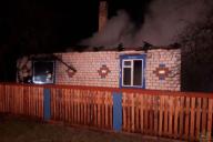 Работник МЧС в свой выходной спас троих на пожаре в Петриковском районе