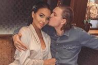 Российский хоккеист потерял работу из-за слишком соблазнительной жены