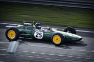 машина, гонщик