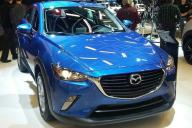 автомобиль Mazda на выставке