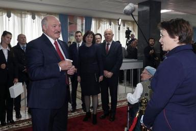 Пенсия, охрана, неприкосновенность. Статус бывшего президента могут закрепить в Беларуси