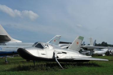 орбитальный самолёт МиГ-105