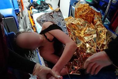 В Минске спасатели на лодке вылавливали из водоема нетрезвую женщину