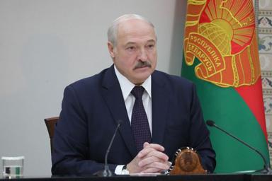 Лукашенко освободил от должности начальника Генштаба