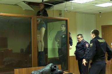 Такого вы еще не видели: В России подсудимый через потолок попытался сбежать  из зала суда 