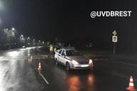 Милицейская Lada Priora сбила мужчину на переходе в Барановичах