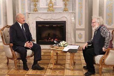 Лукашенко о Путине: начинаем собачиться