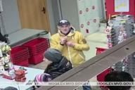 Милиция Могилёва просит опознать на видео грабителя