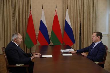 Переговоры по интеграции в Сочи: Румас восхищался горами, а Медведев шутил про море