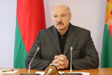 Президент считает, что Беларусь «не обвалится»