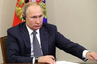 Путин подписал закон о предустановке российского софта на смартфоны и компьютеры