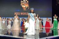 Названа «Мисс мира 2019». Вот как выглядит 23-летняя красавица