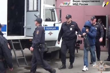 «Вывозил в лес, насиловал и убивал»: В России судят многодетного отца за убийство четверых женщин