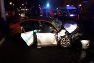 В Минске троллейбус столкнулся с каршеринговым автомобилем:  спасли трех человек