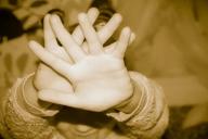 мальчик-маугли жил в затопленной квартире