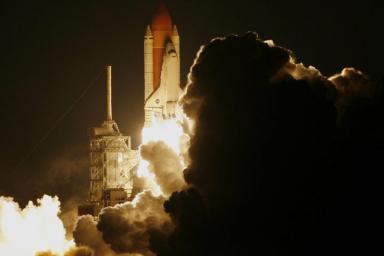 В США готовится первый в истории частный пилотируемый запуск к МКС